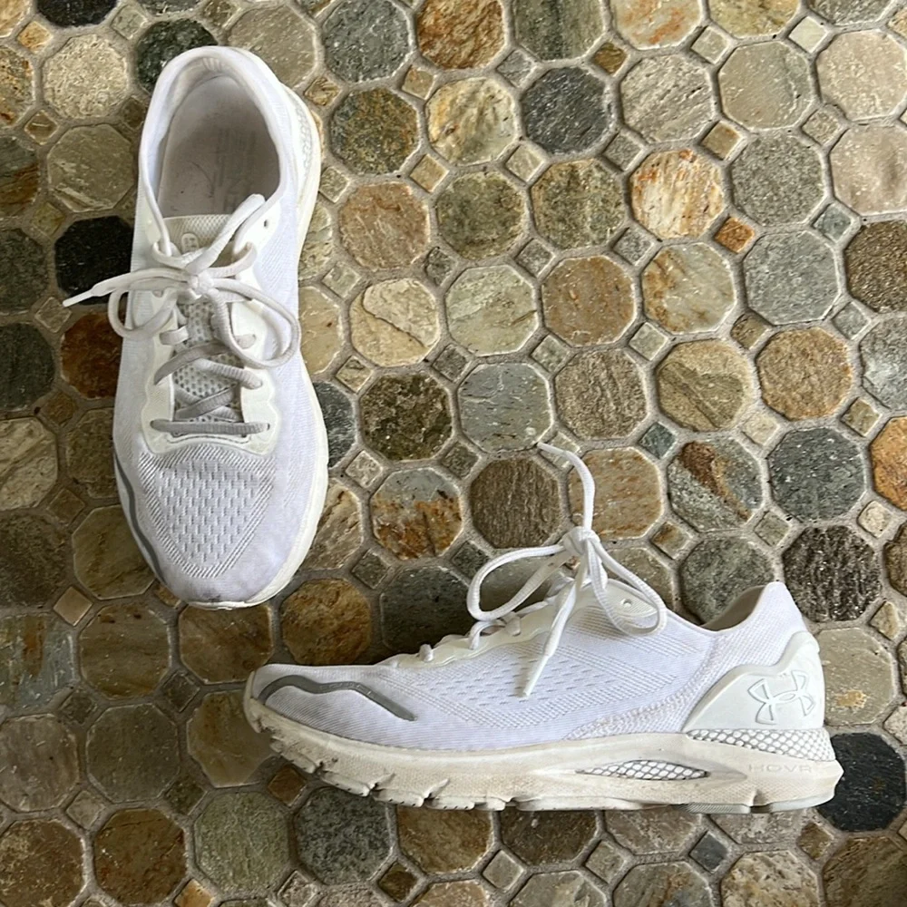 Under Armour women’s white sneakers - Picture 3 of 4